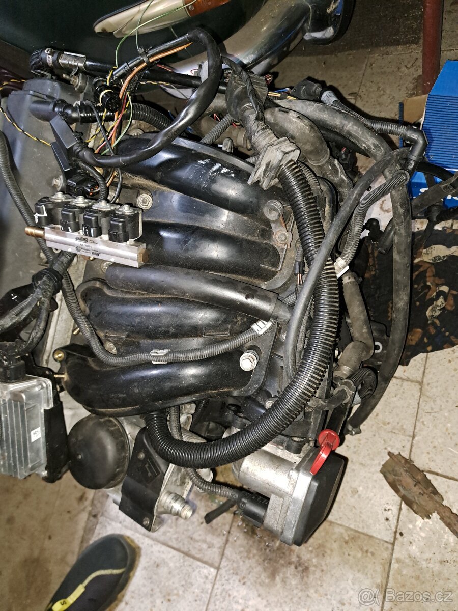 Prodám Motor 1.8 benzin - 5