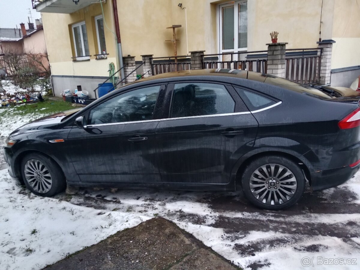 Nabízím Ford Mondeo - 5
