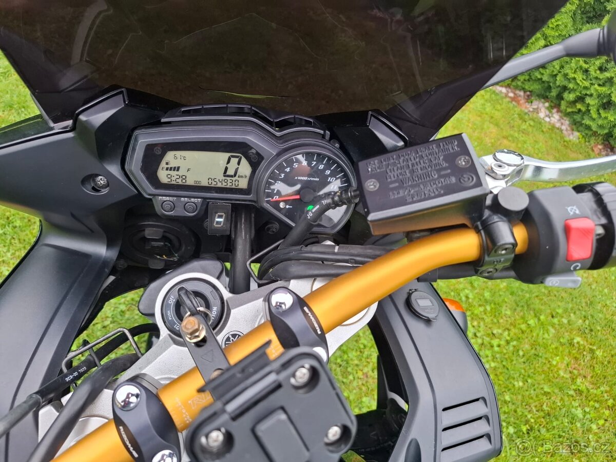 Yamaha fz1 top stav - 5