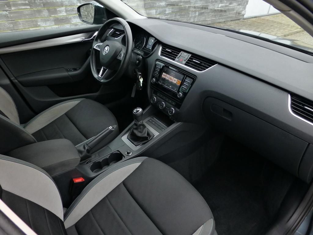 Škoda Octavia combi 2.0 TDI 110kw, R. 2017, pohon 4x4 - 5