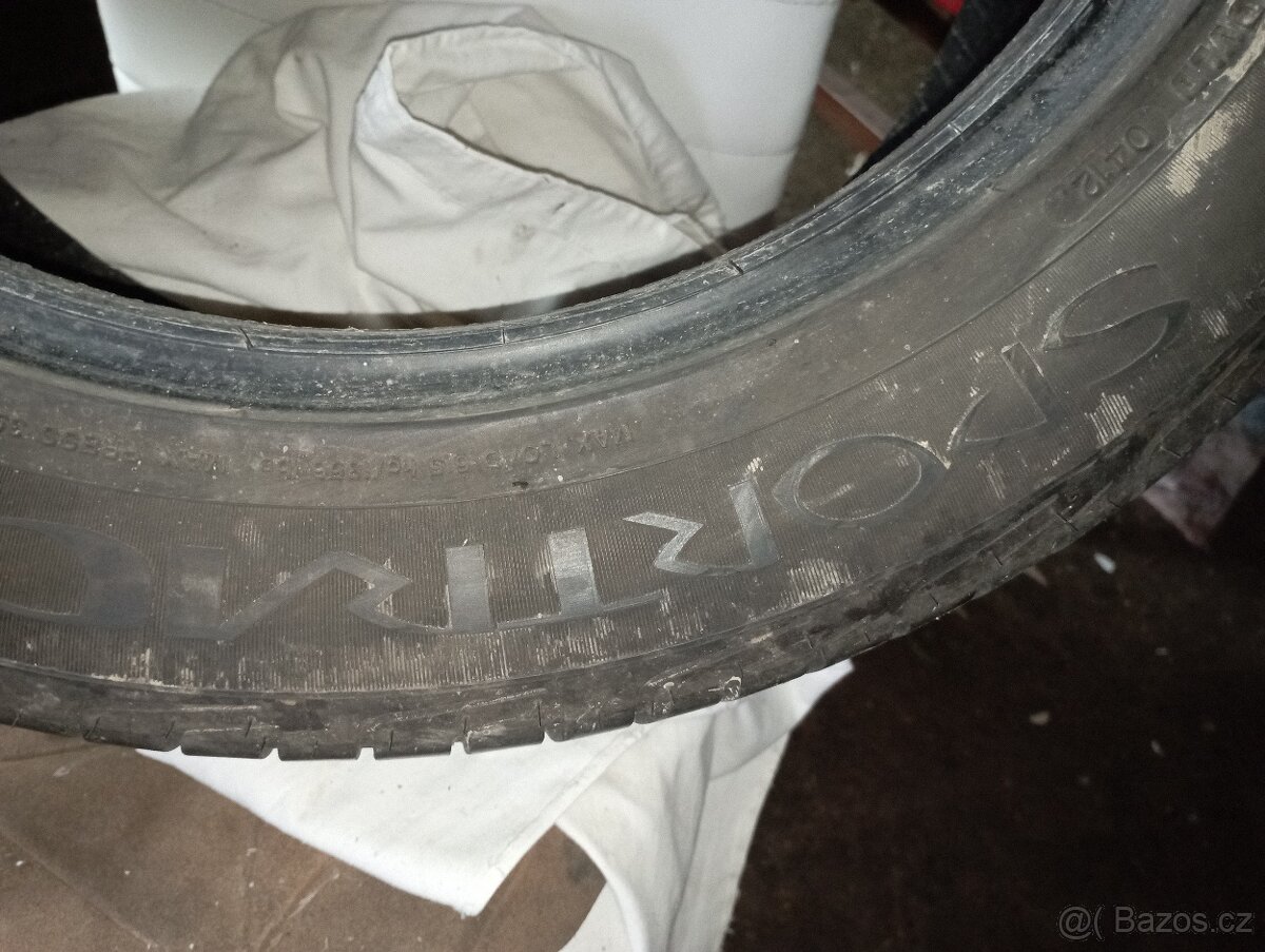 Pneu 205/55 R 17 - 5