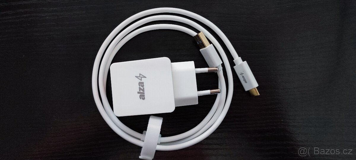 nabíječka AlzaPower Q100 + USB A-C kabel - 5