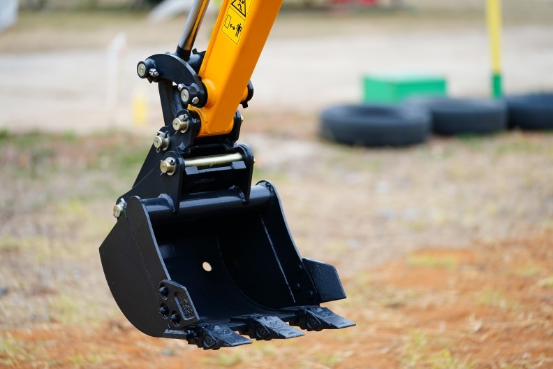 Minibager YUCHAI U18 Premium 1800 kg - 5