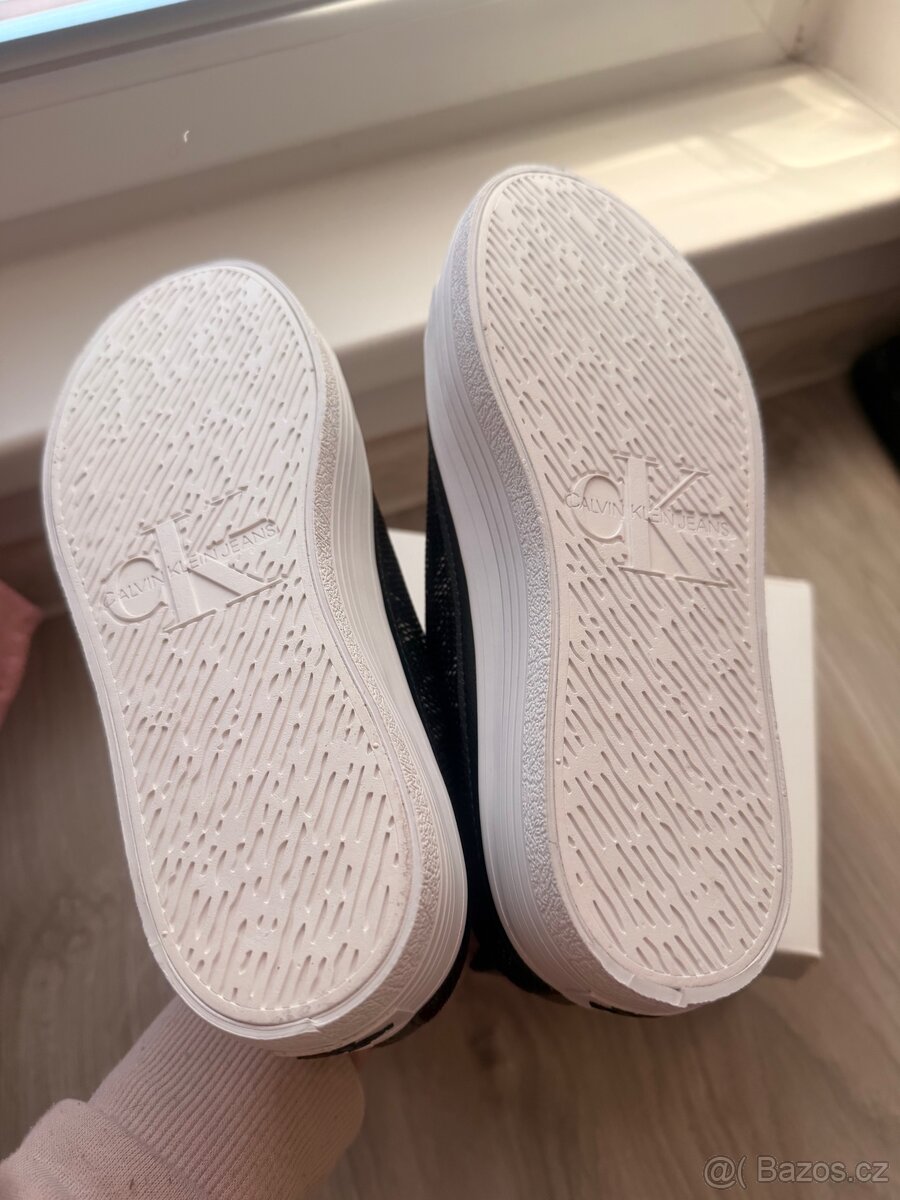 Nové tenisky na platformě Calvin Klein - 5