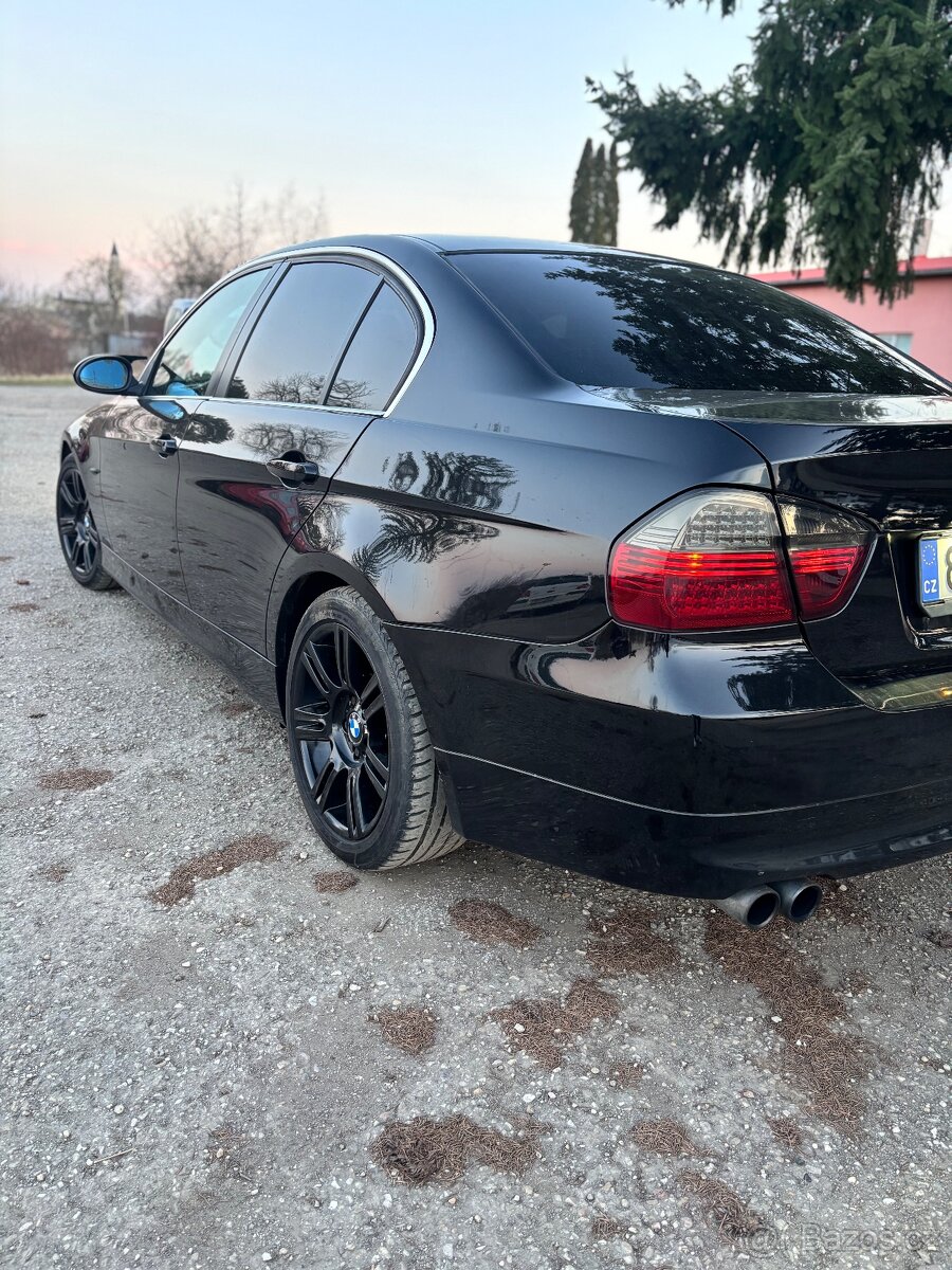 BMW E90 330XD - 5