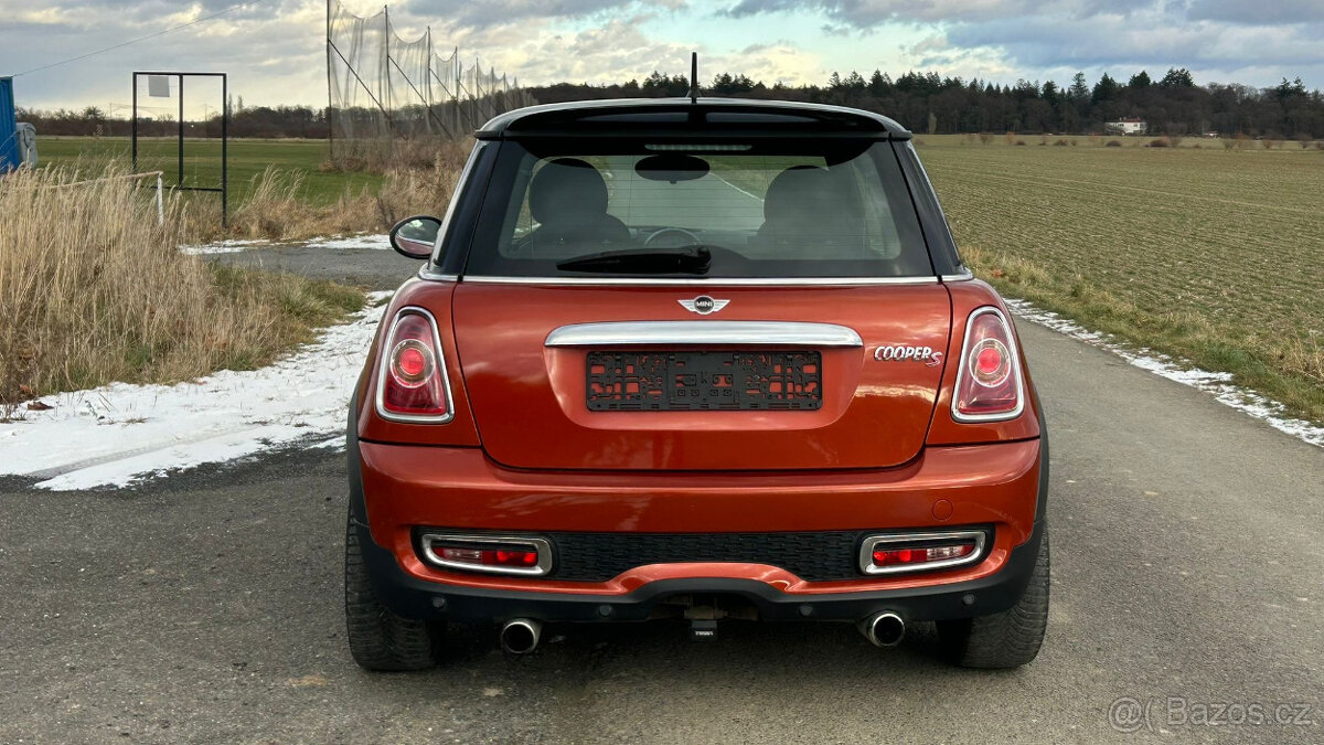 MINI Cooper S 1.6 135 kW Benzín Manuál - 5
