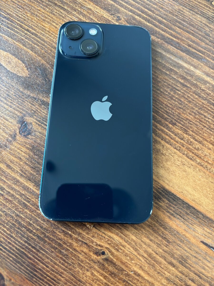 Prodam iPhone 13 128GB - 5