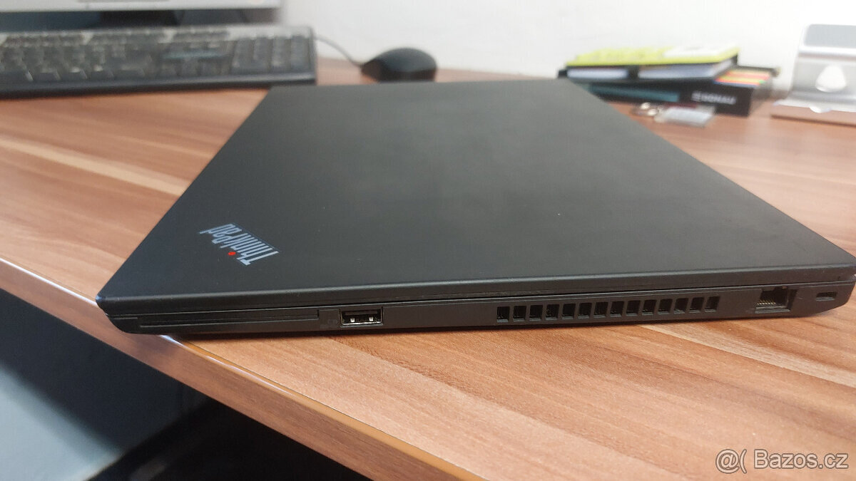 Lenovo T15 Gen1 - dotykový - 5
