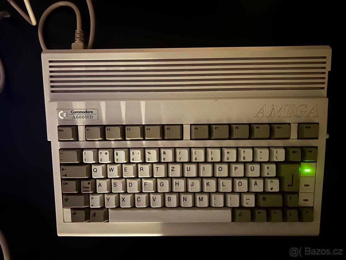 Commodore Amiga 600HD + příslušenství, originální krabice - 5