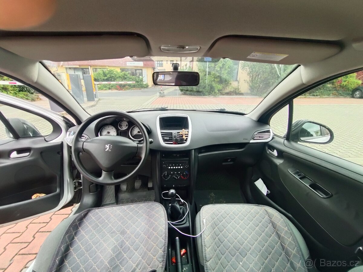 Peugeot 207, 1.6 Hdi - 5