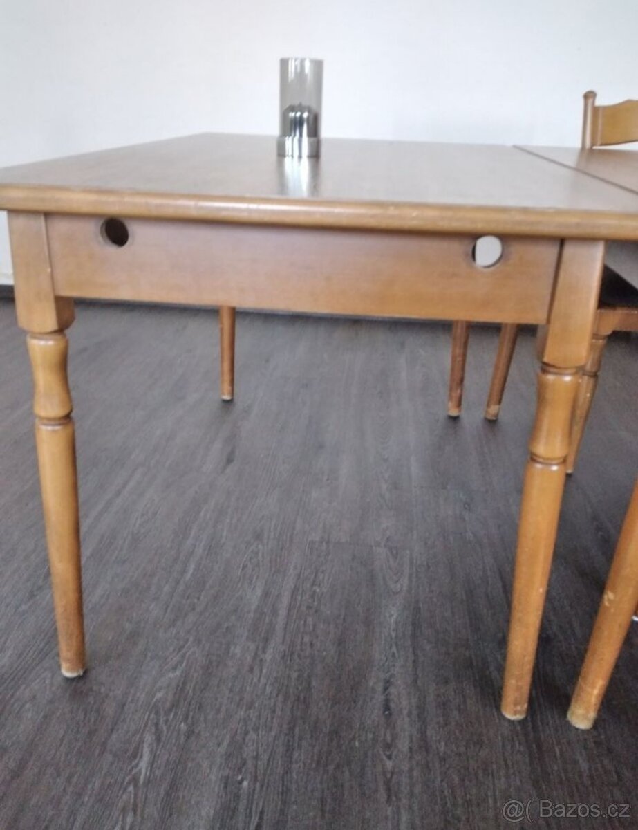 4x stoly do restaurace masiv - 5