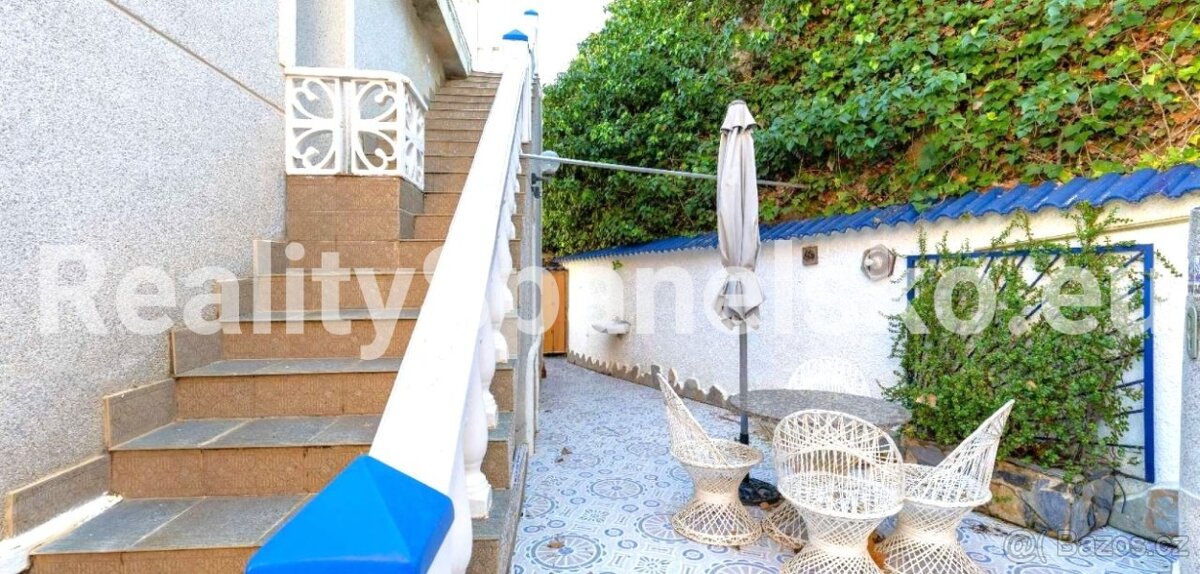 4+kk (125 m²) s privátním pozemkem o velikosti 250 m² - 5