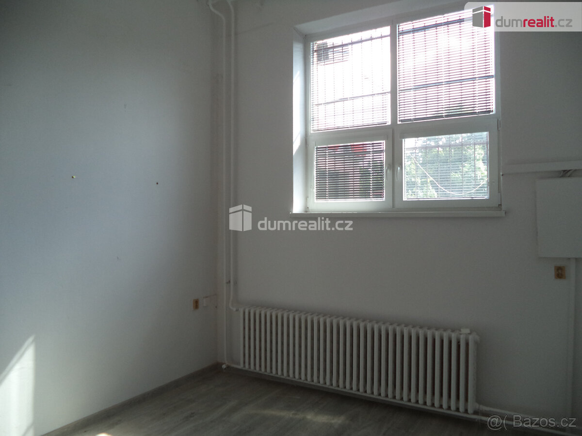 Pronájem komerčního prostoru v O- Hrabové 20m2 - 5