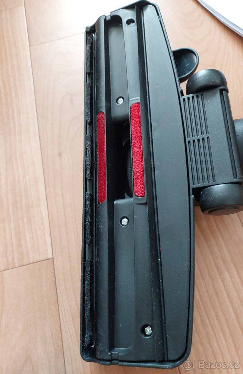 Kompaktní vysavač - 5