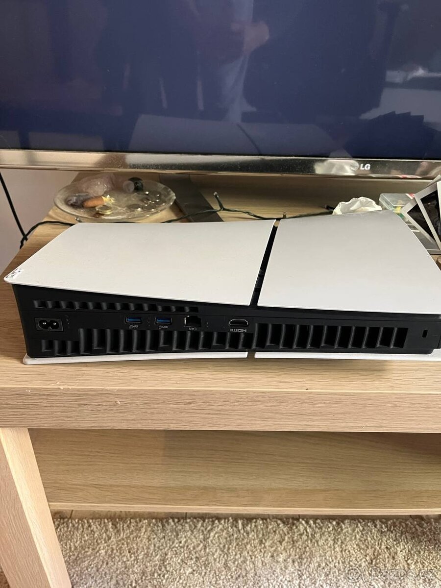 PlayStation 5 (Slim) Digital Edition 1TB + 2 ovladače | Koup - 5