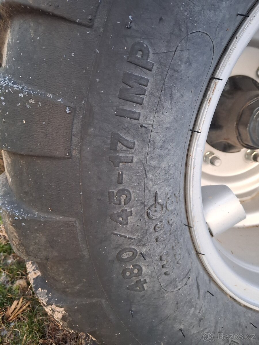 Lis na kulaté balíky KUHN VB 3160 - 5