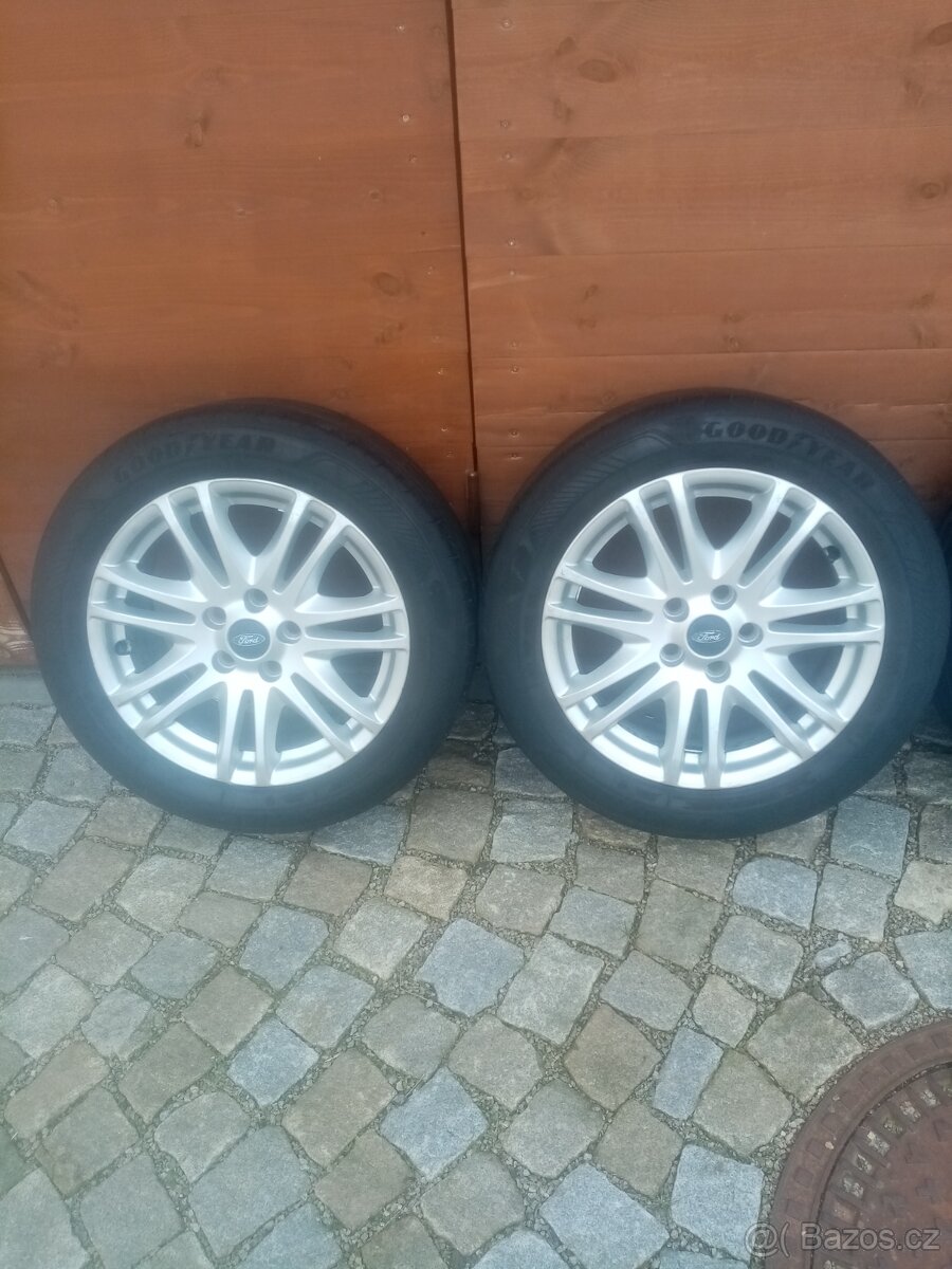 FORD SADA LETNÍCH LITÝCH KOL R16 - 5