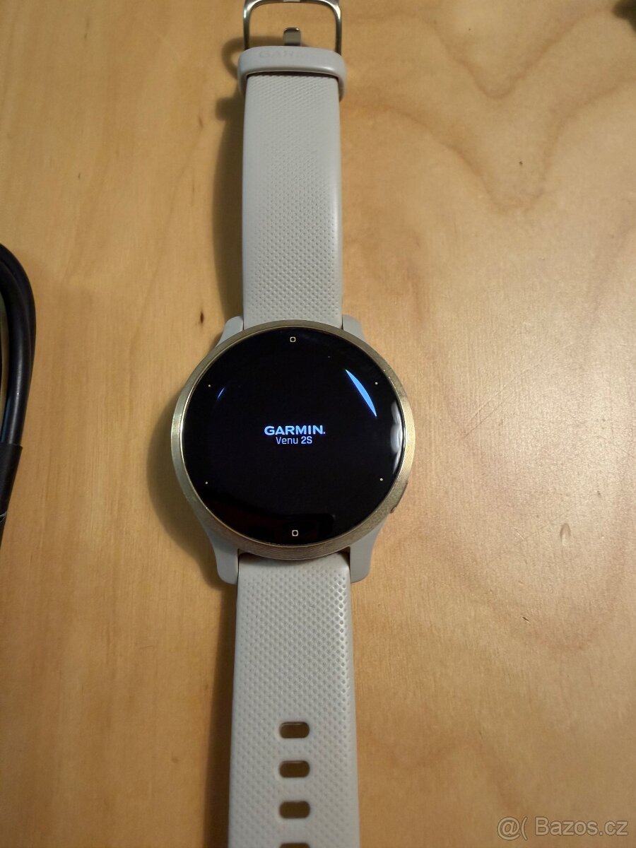 Garmin Venu 2s - gold, v pěkném stavu - 5