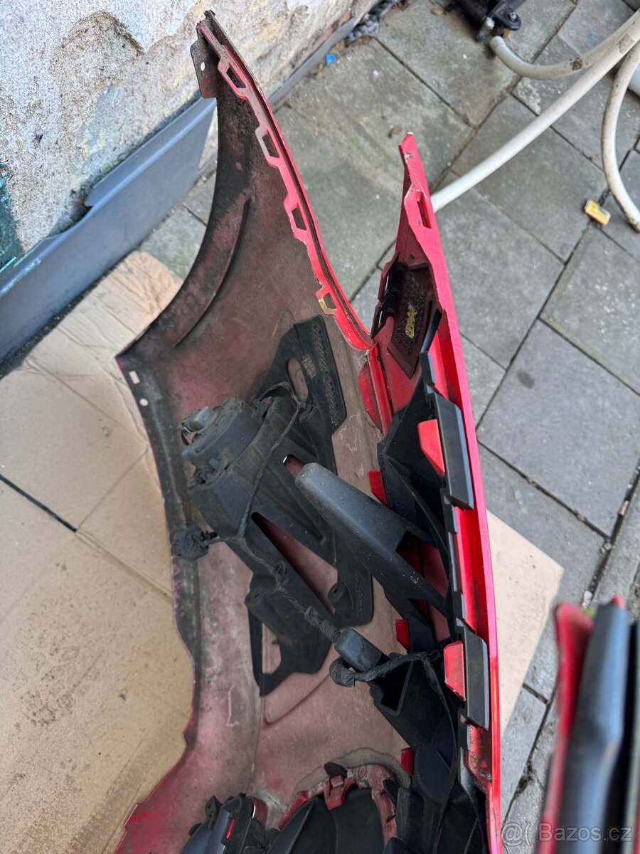 Prodám přední nárazník Ford Connect 2015 - 5