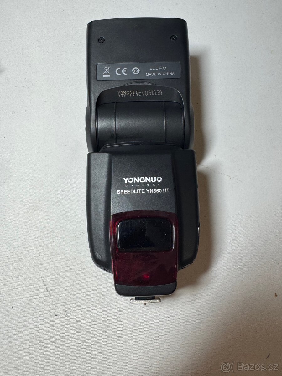 Yongnuo YN560 III - 5