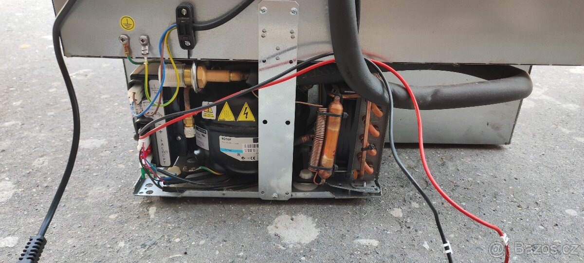 Prodám autoledničku - 5