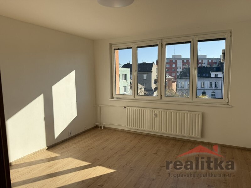 Pronájem hezkého bytu 2+1, 42m2, Opava, ul. Otická - 5