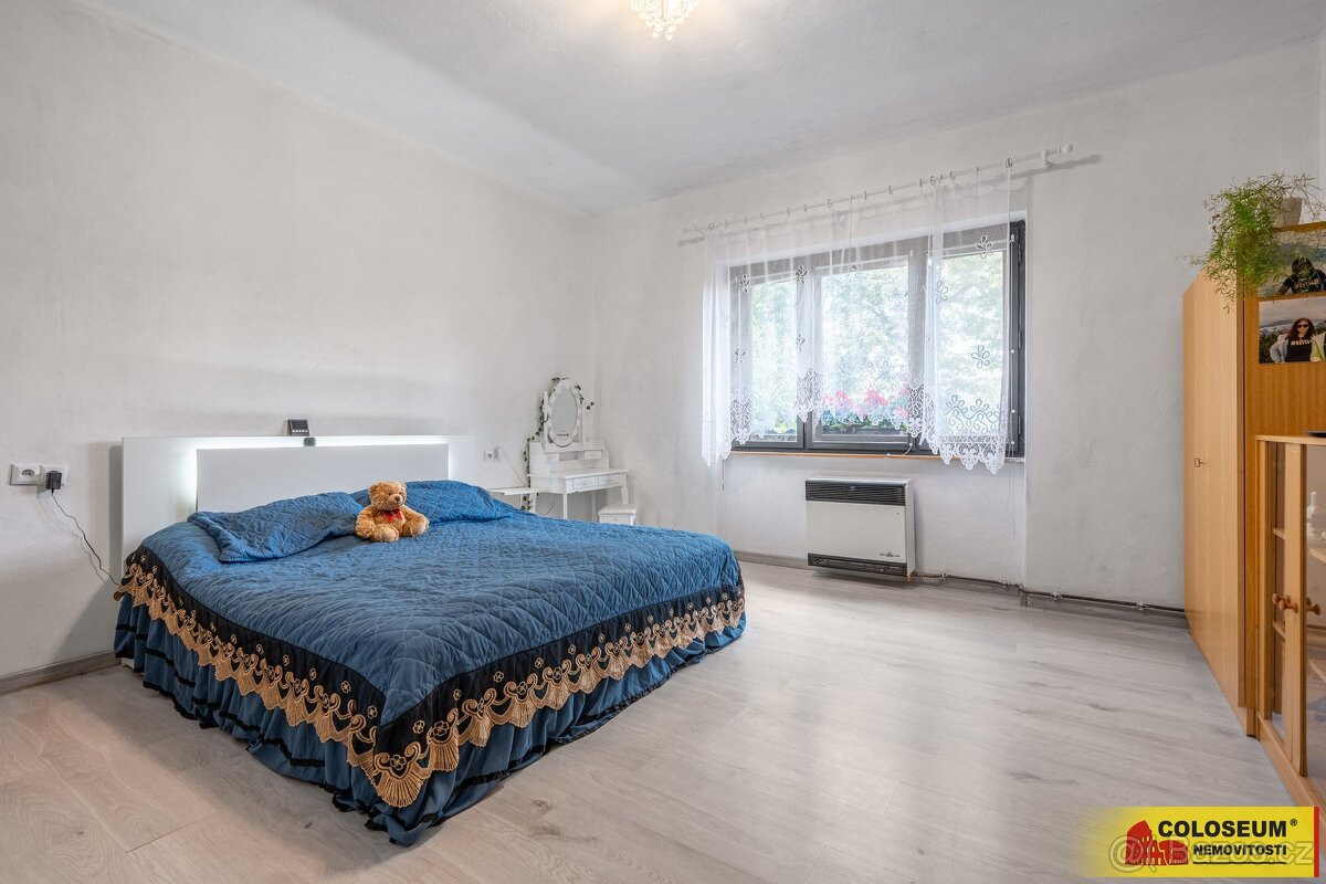 Šumná, RD 3+1, 150 m², zahrada, hospodářská budova, garáž – - 5