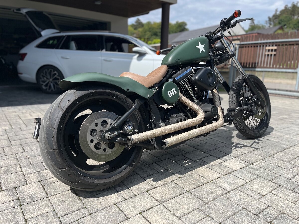 Unikátní stavba Harley Davidson fxstc Softail Custom - 5