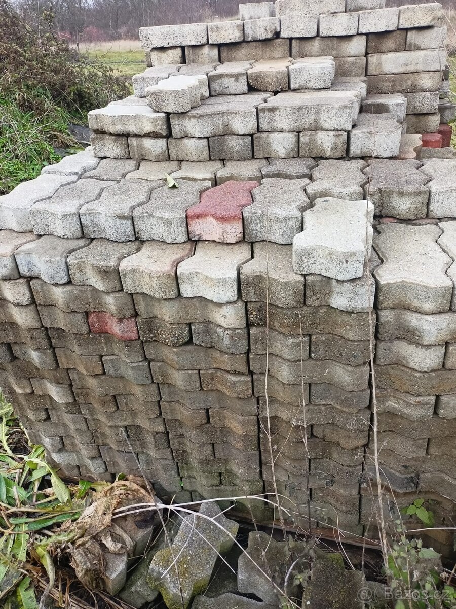 Prodám zámkovou dlažbu - 5