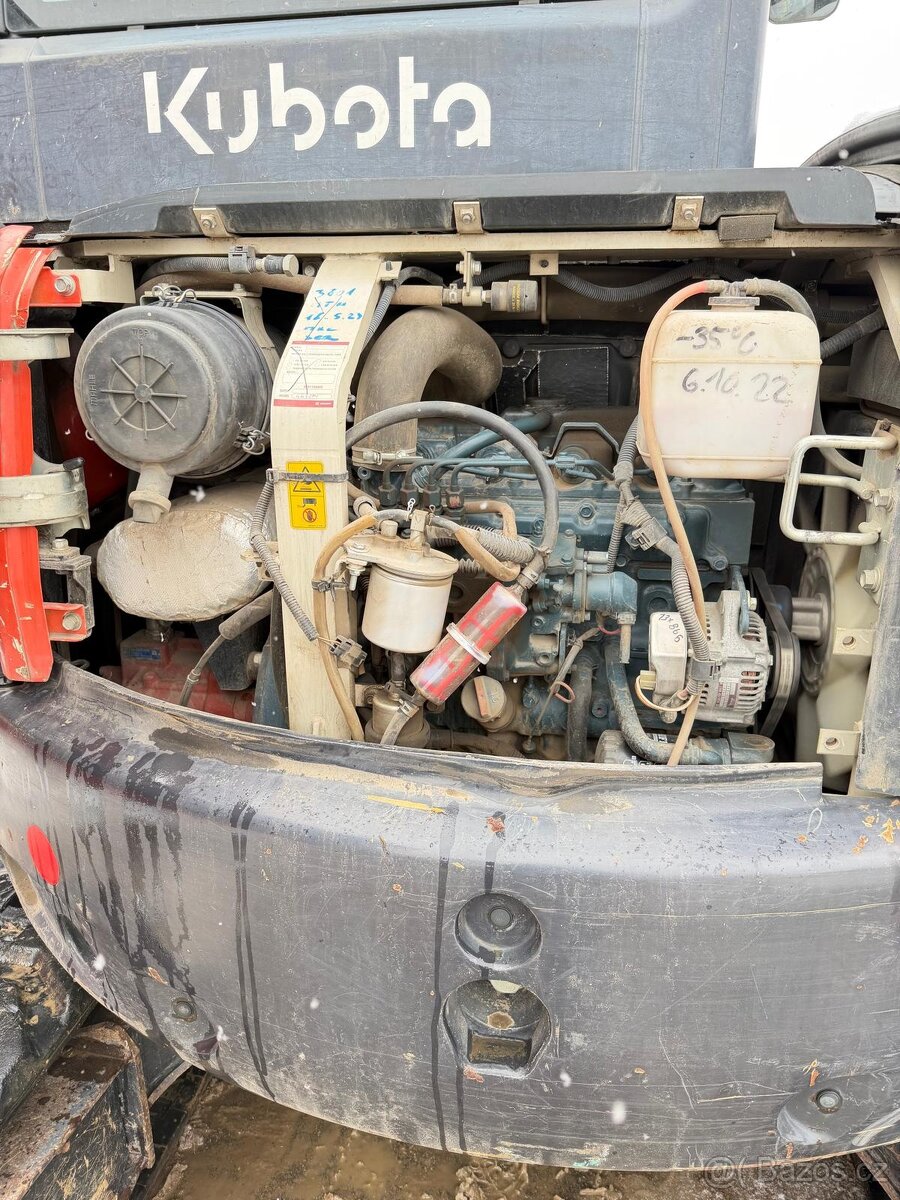 Pásový bagr KUBOTA U48-4 - 5