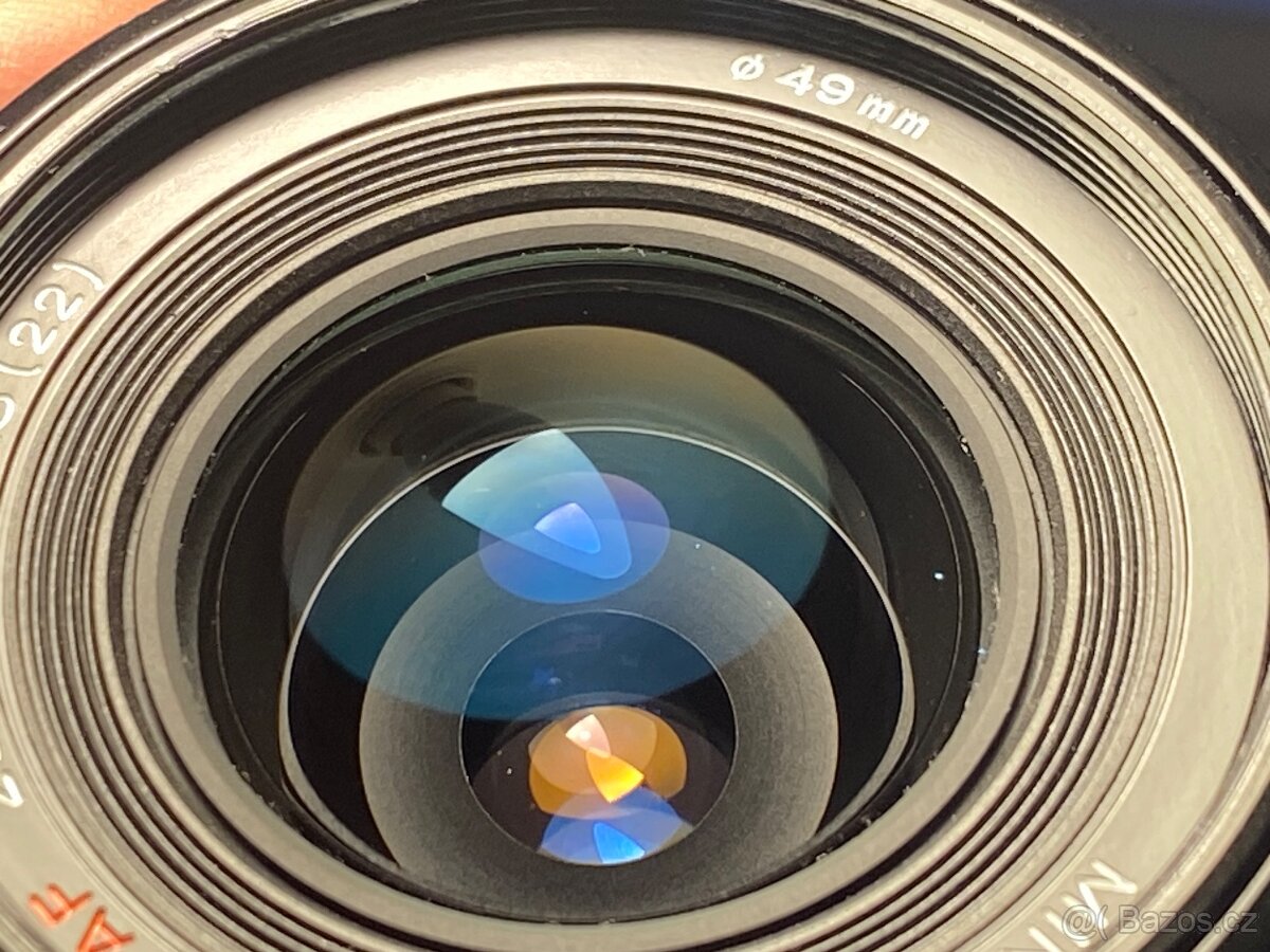 Minolta AF 28mm f/2.8 - 5