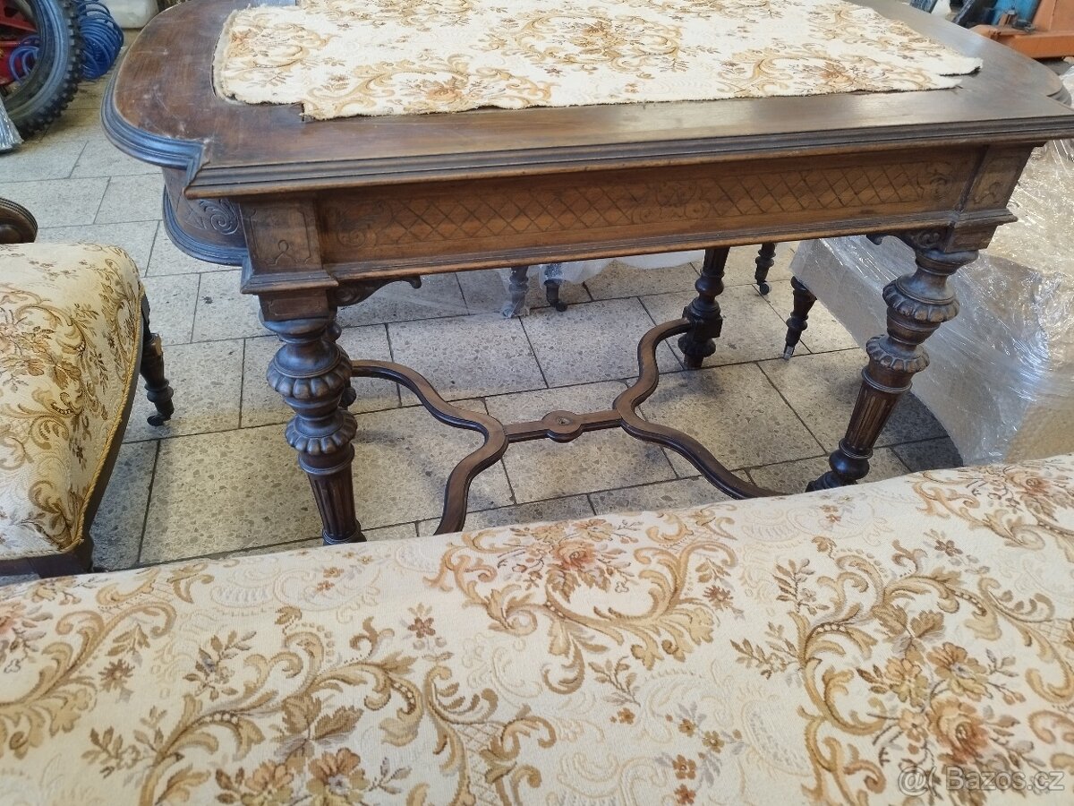 STAROŽITNÝ STŮL A ŽIDLE - 5