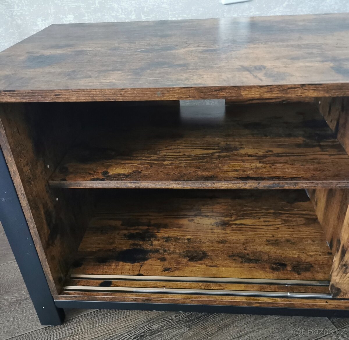 TV stolek v industriálním stylu - 5