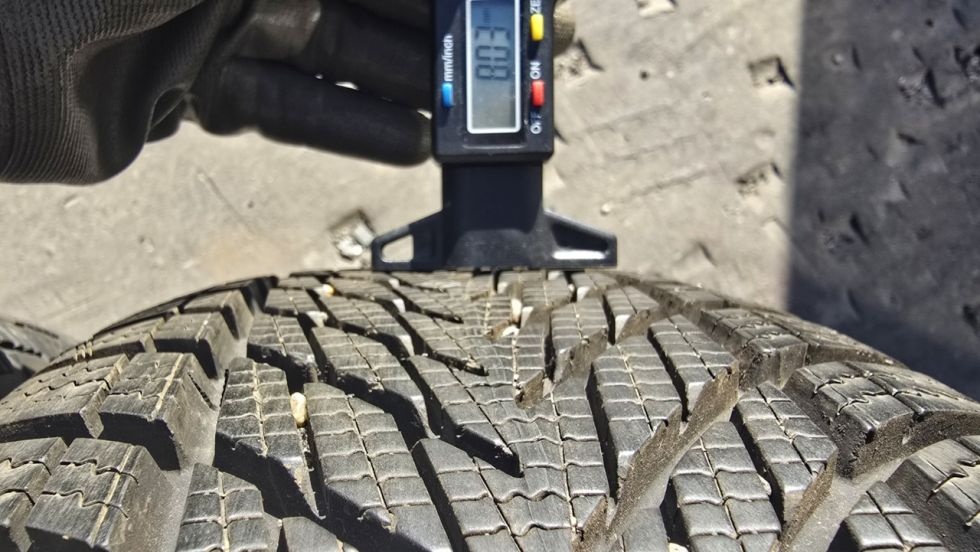 Zimní pneu 215/60/16 Vredestein - 5