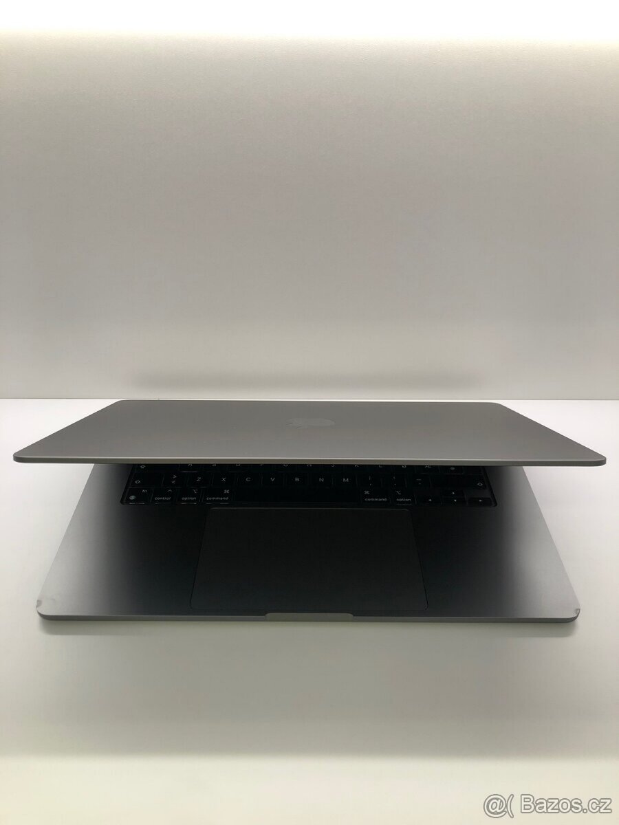 Apple MacBook Air 15” M3 8/256 GB 2024 šedý - ZÁRUKA+FAKTURA - 5