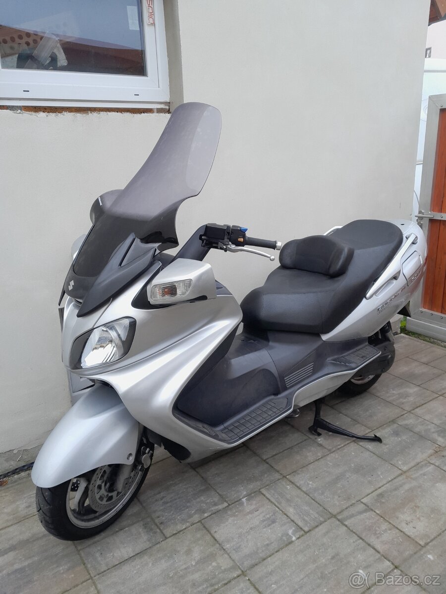 Suzuki Burgman 650 Executive 2005, rozprodám po dílech - 5