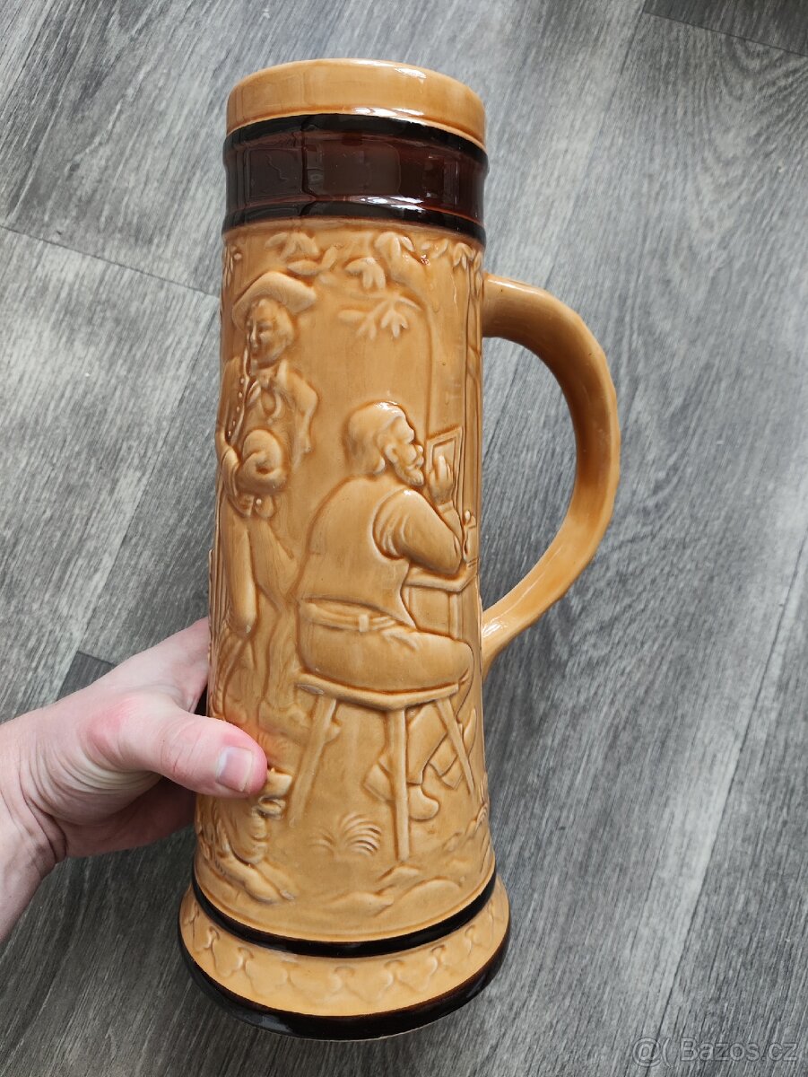 🍺 Krásný starý pivní korbel s motivem hospody a kuželek - 5