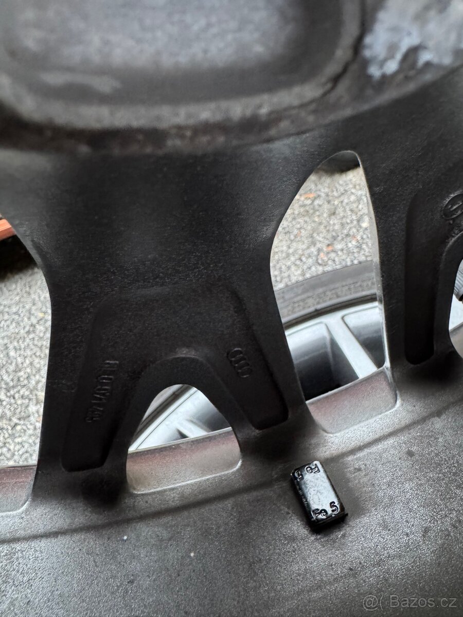 Alu kola Audi 5x112 A6 C6 - 5