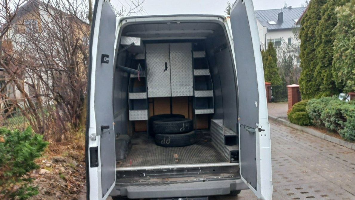 Ford Transit l3h3 4x4, šest míst - 5