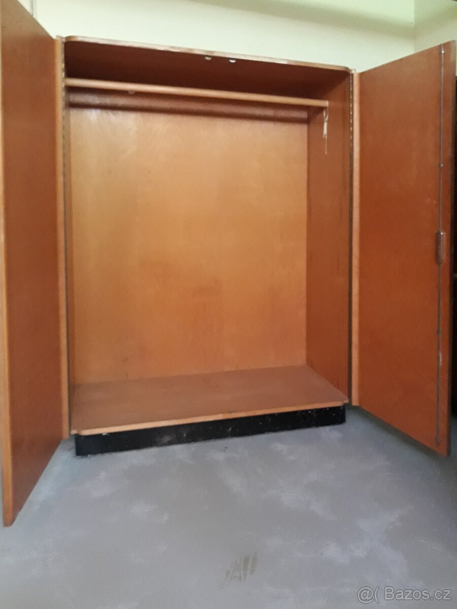 Retro nábytek 1961 - 5