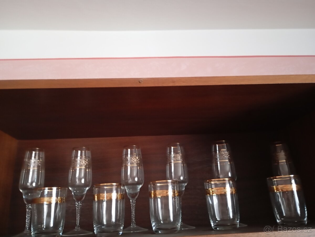 Skleničky nepoužité - cena dohodou - 5