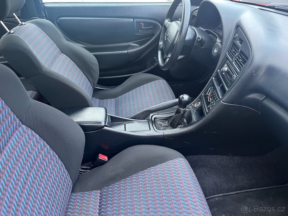 Toyota Celica 1.8 benzin - 5