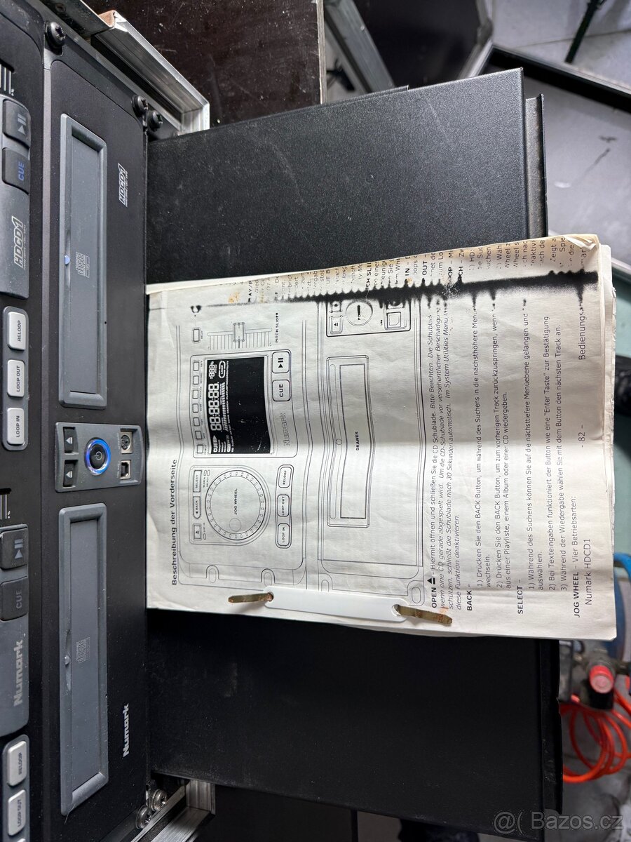 Numark HDCD1 Dual CD Player with 40GB Hard Drive - 5