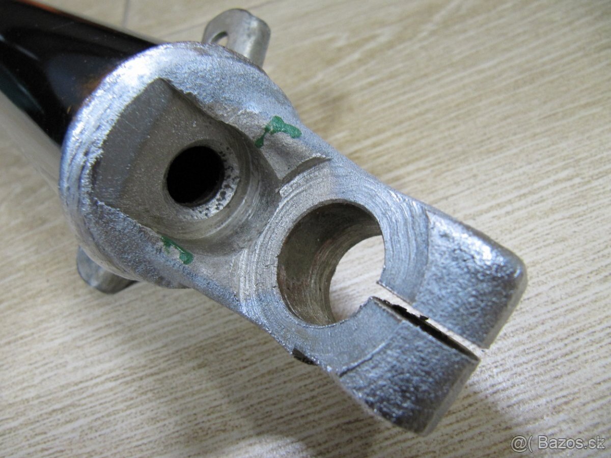 Sháním kluzáky na ČZ 175/450 - 5