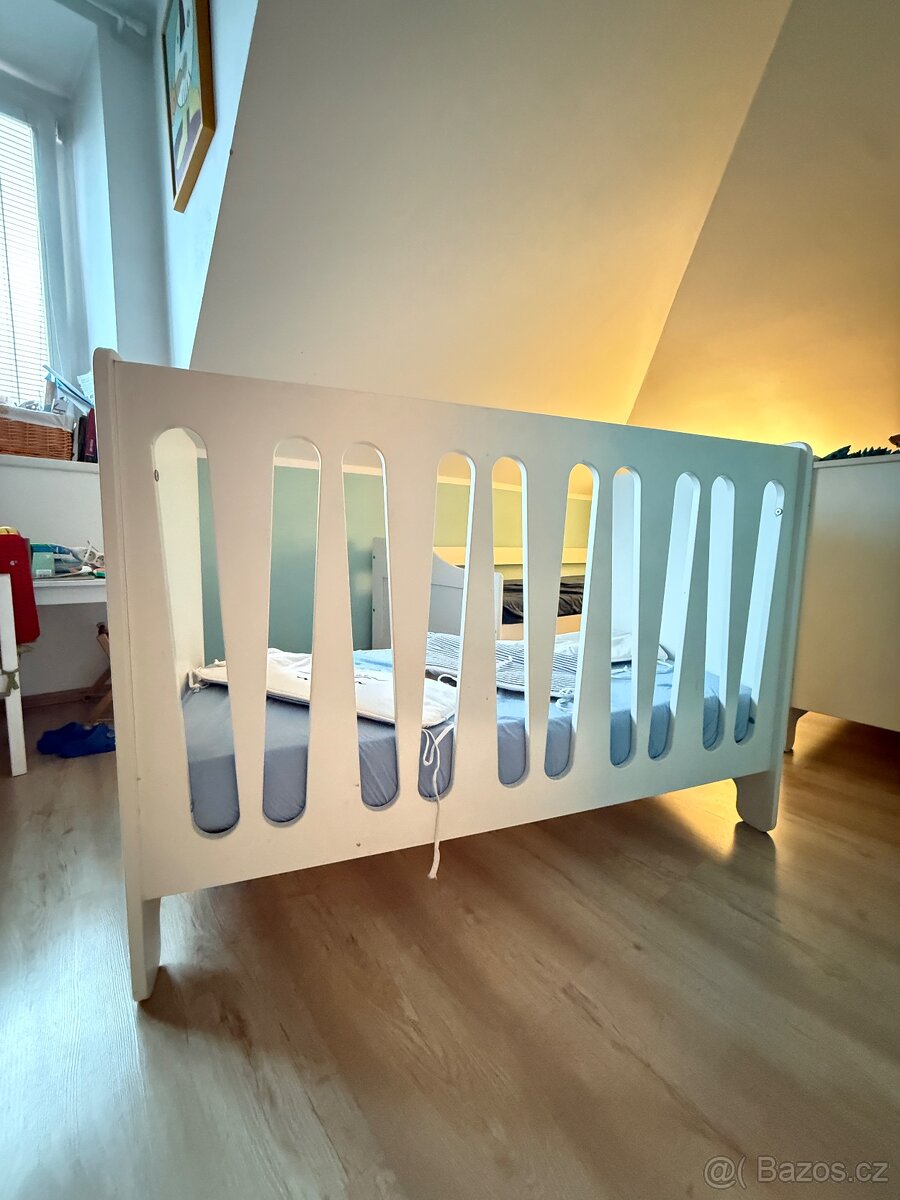 Dětská postýlka polohovací - 5