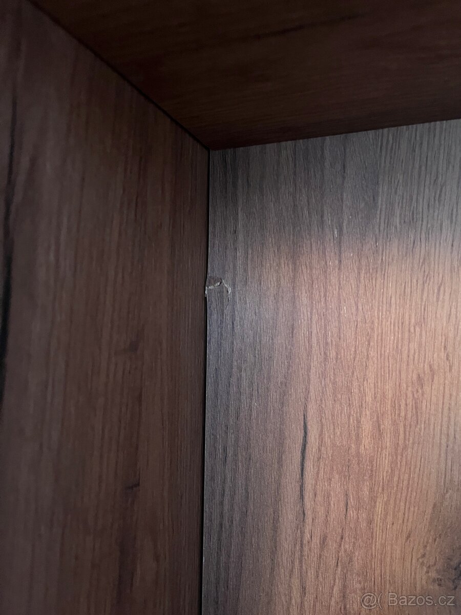 Předsíňová skříň - 5