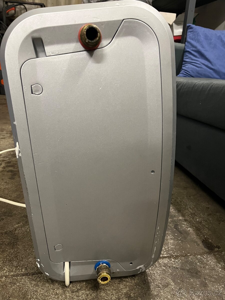 Bojler ARISTON VELIS 45 l - 5