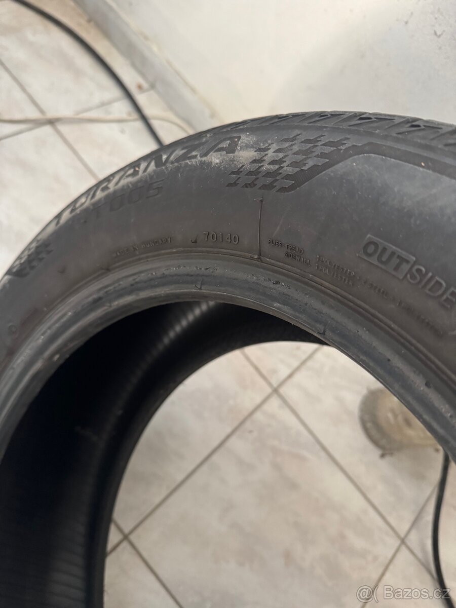 Letní 215/55 R17 4x - 5