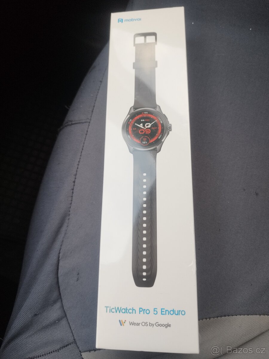 Prodám Ticwatch 5 PRO enduro v záruce, Safírové sklíčko - 5
