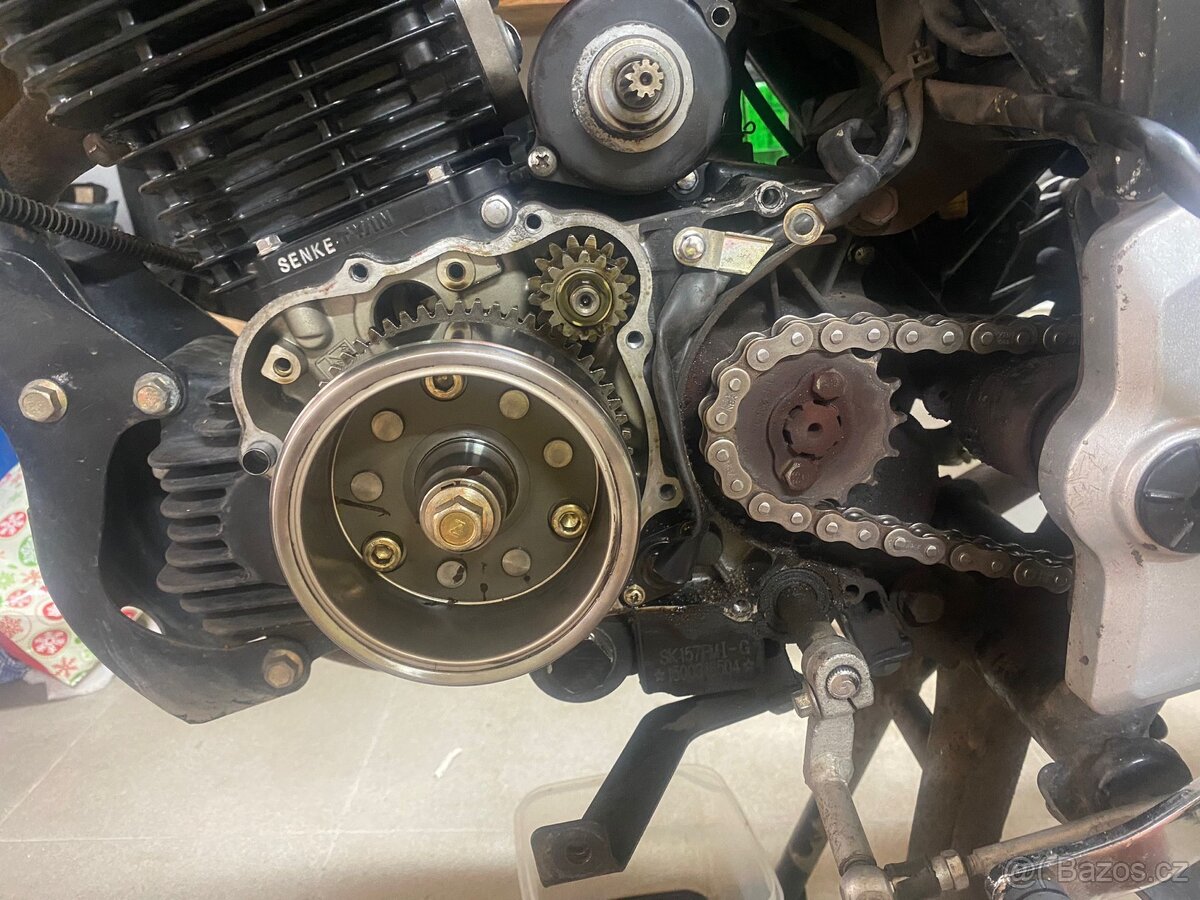 Motor na motorku Romet Division 125ccm - 5